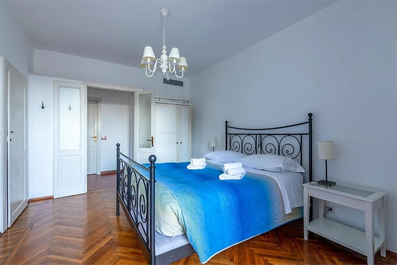 San Giacomo Central Apartment بيلاجيو
